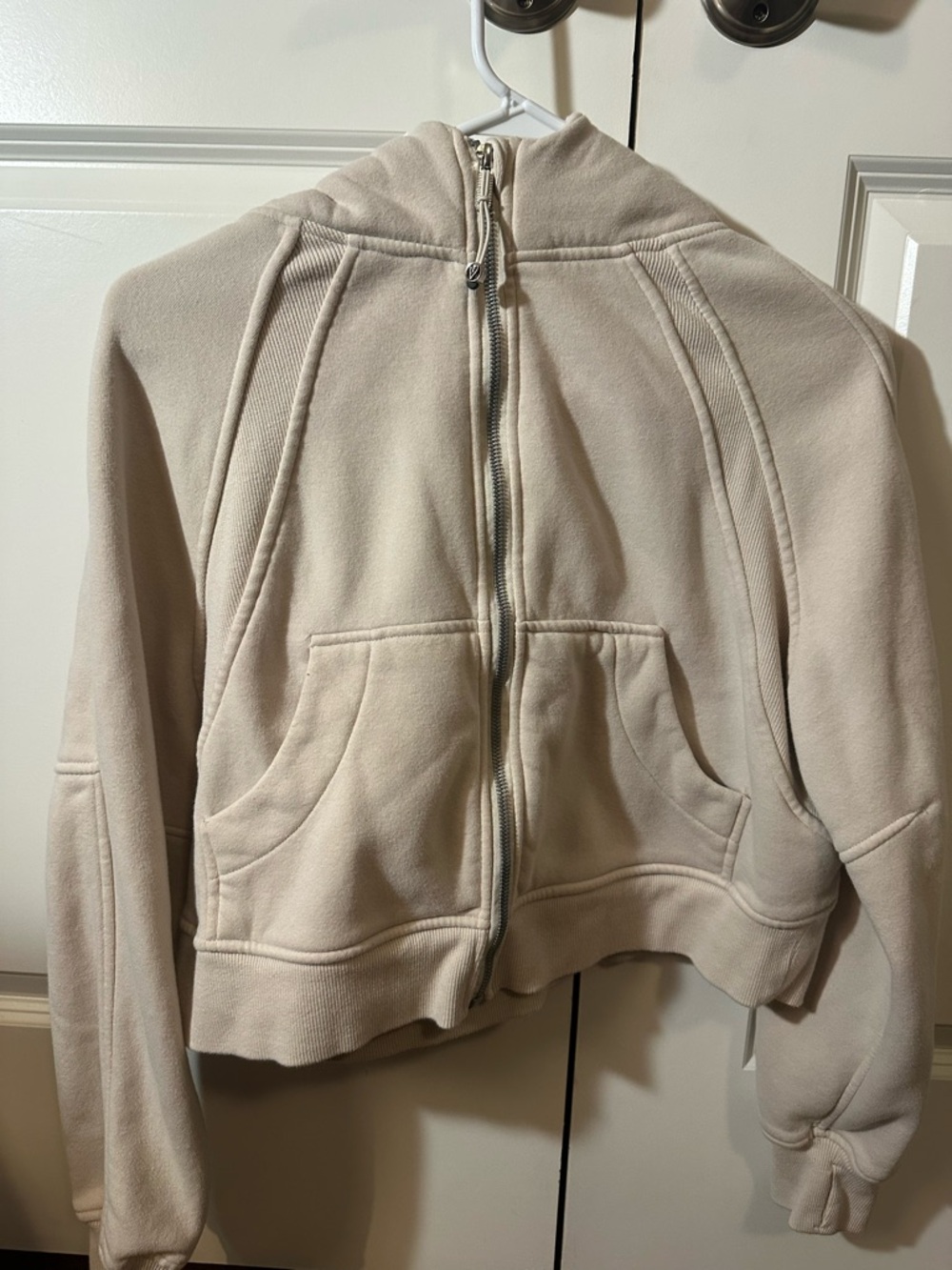 Women's Cream Zip-Up Hoodie Sweatshirt